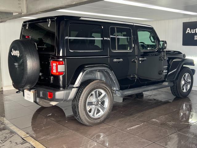 CHRYSLER JEEP JEEP WRANGLER UNLIMITED SAHARA