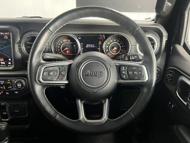 CHRYSLER JEEP JEEP WRANGLER UNLIMITED SAHARA