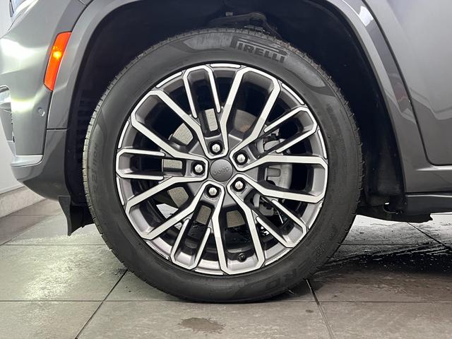 CHRYSLER JEEP JEEP GRAND CHEROKEE L SUMMIT RESERVE