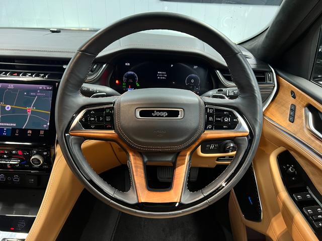 CHRYSLER JEEP JEEP GRAND CHEROKEE L SUMMIT RESERVE