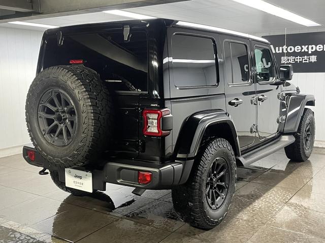 CHRYSLER JEEP JEEP WRANGLER UNLIMITED SAHARA