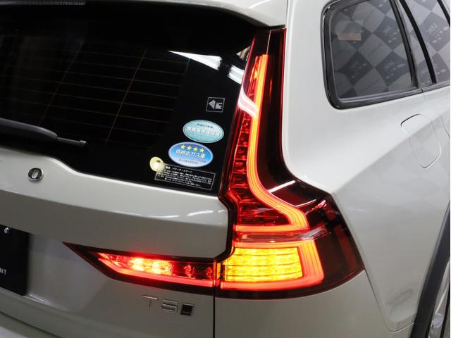 VOLVO V60 CROSS COUNTRY T5 AWD