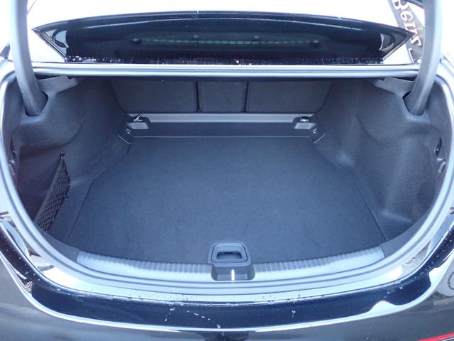 MERCEDES BENZ C-CLASS C220D AVANTGARDE AMG LINE
