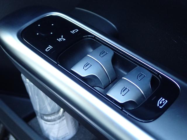 MERCEDES BENZ C-CLASS C220D AVANTGARDE AMG LINE