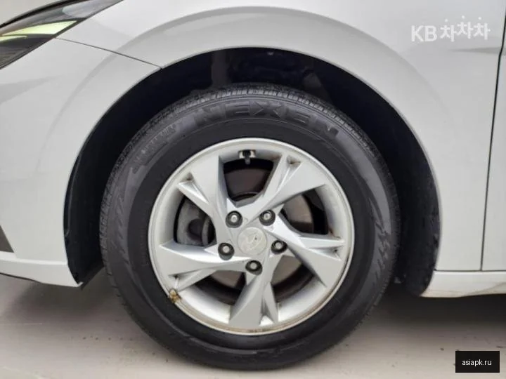 Peugeot 208 6