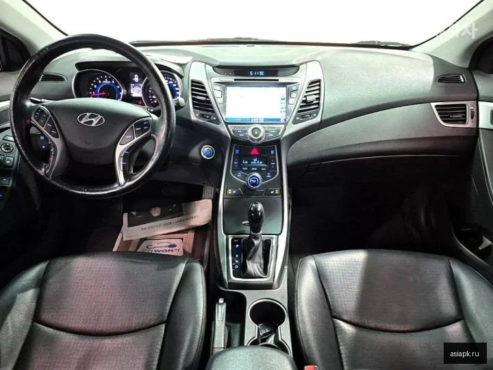 Peugeot 208 6