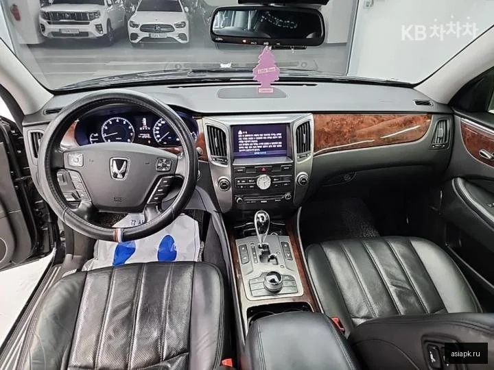 Toyota Alphard 5