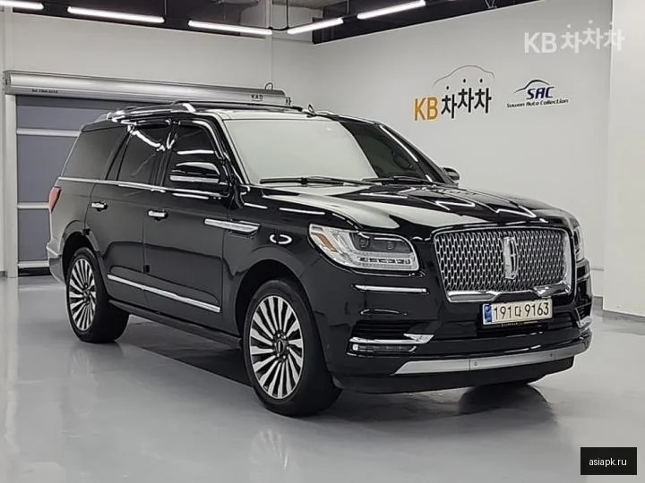 Lexus IS350 4