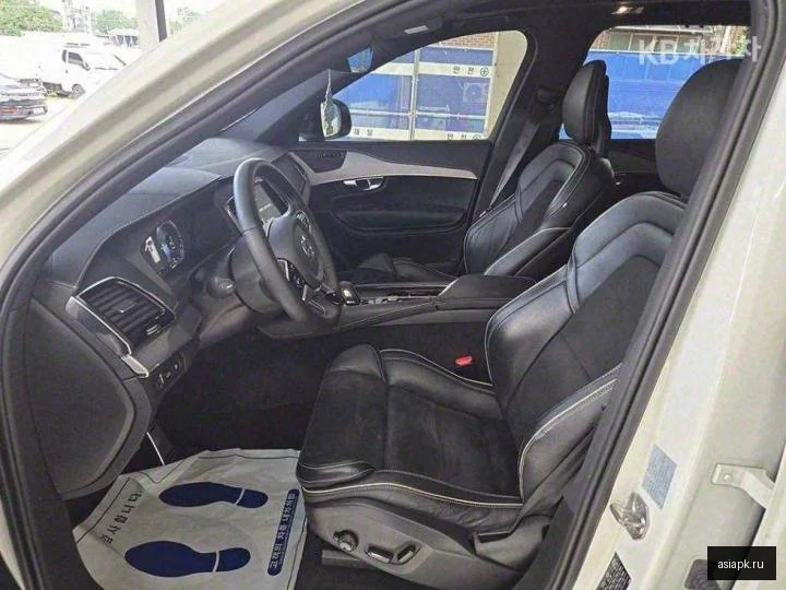 Suzuki Escudo 4