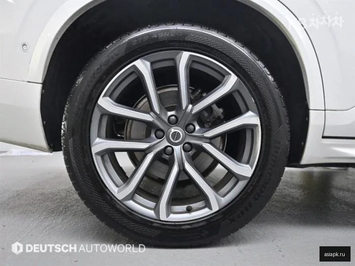 Lexus IS350 6
