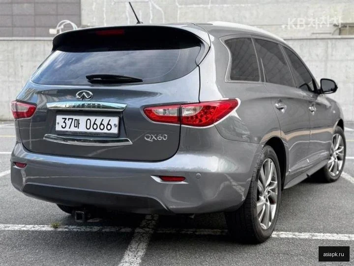 Lexus UX250h 3