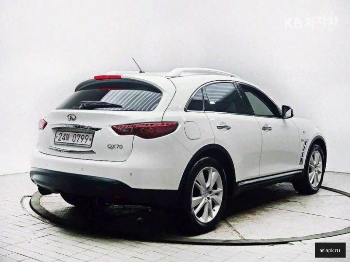 Lexus LX570 2