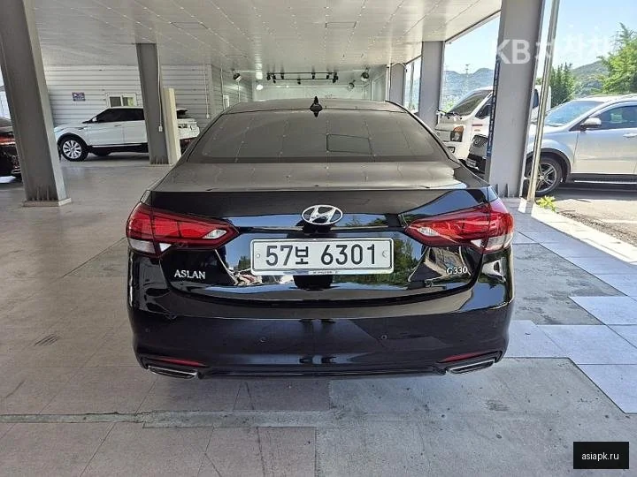 Toyota Crown 5