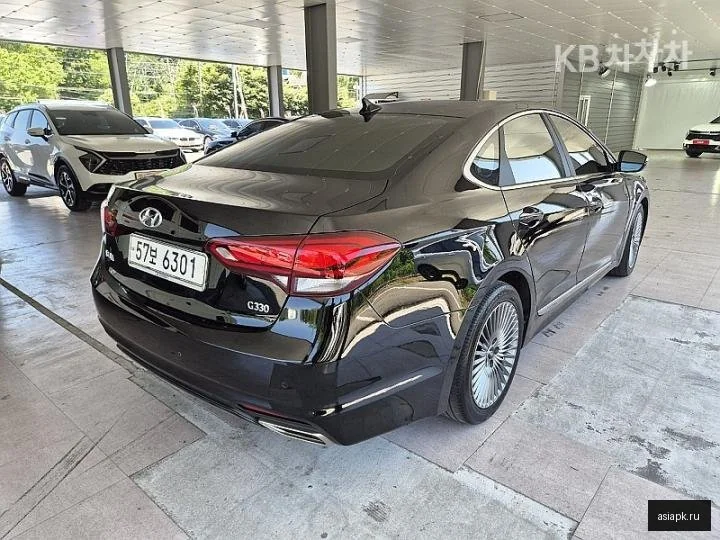 Toyota Crown 6