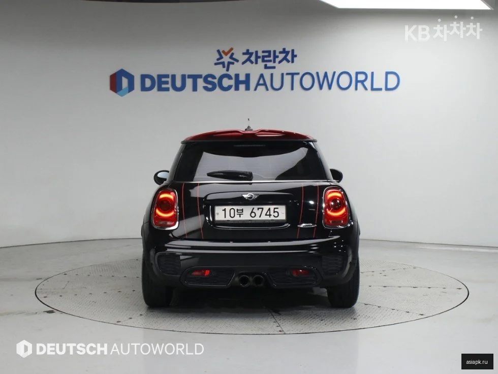 Nissan AD 4