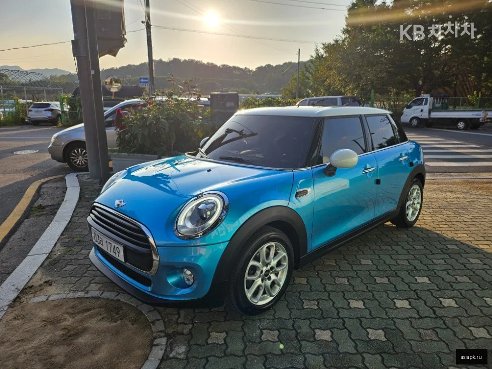 Nissan AD 2