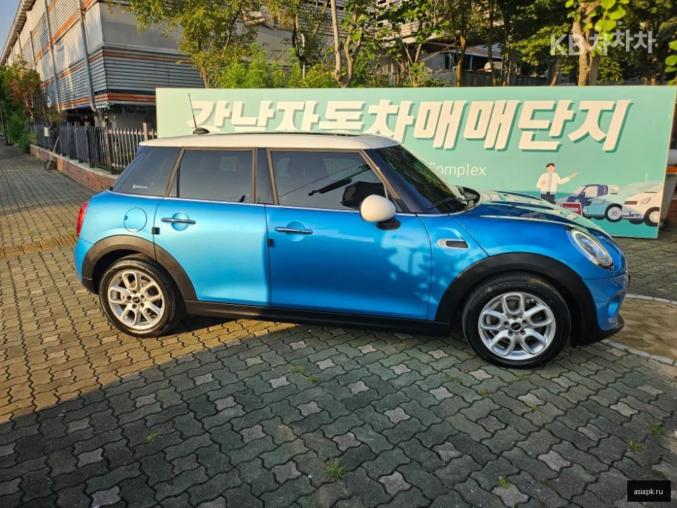 Nissan AD 3