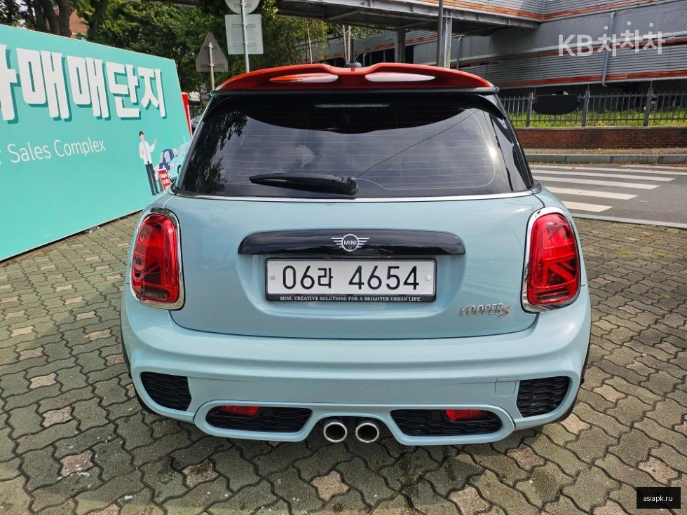 Toyota Crown Kluger 5