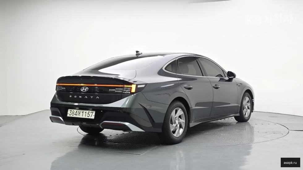 Lexus IS300h 4