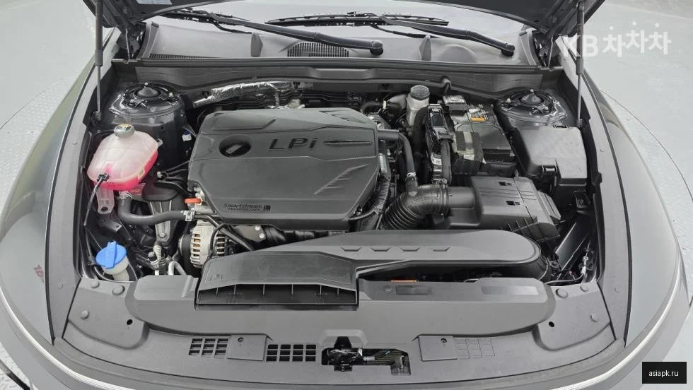 Lexus IS300h 5