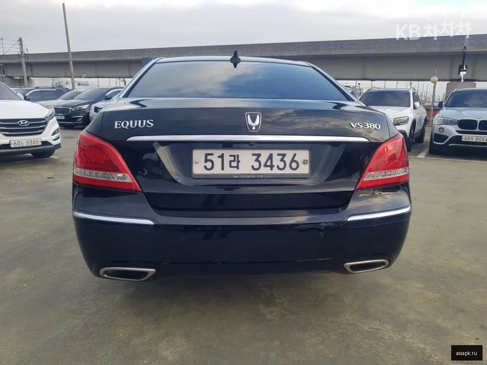 Toyota Crown 5