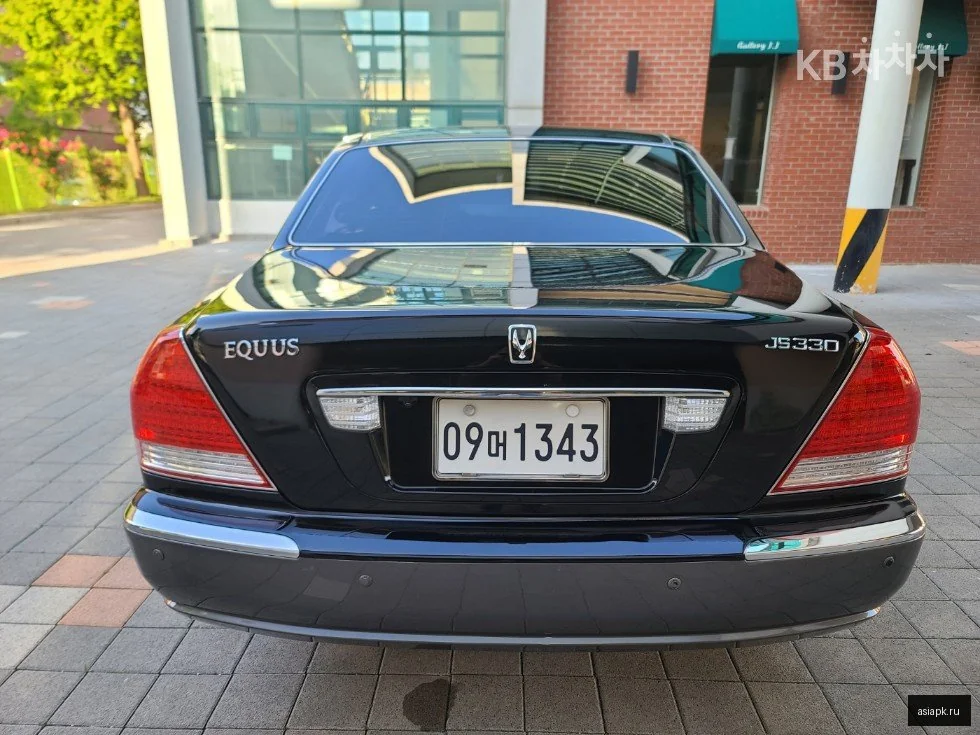 Lexus IS300h 3