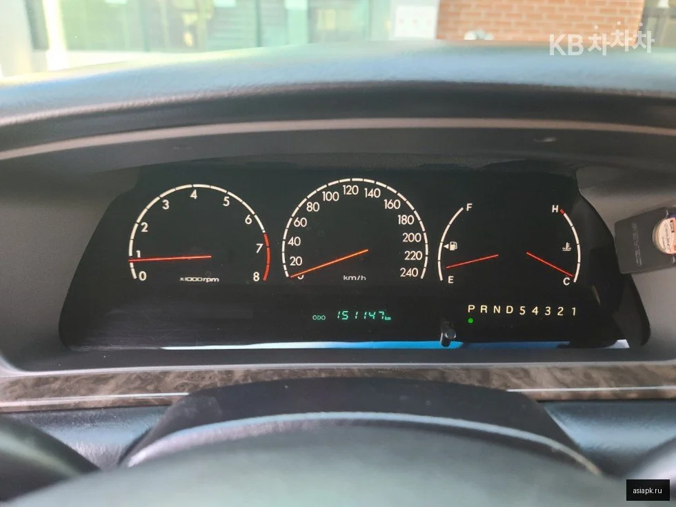 Lexus IS300h 5