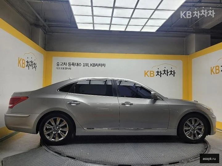 Lexus LS500h 4