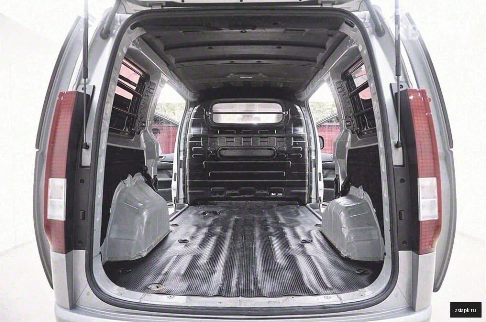 Lexus LX500d 4