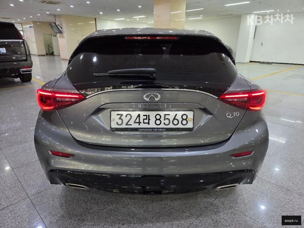 Lexus LS500h 4