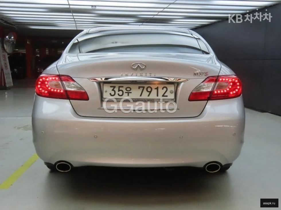 Lexus LS600h 3