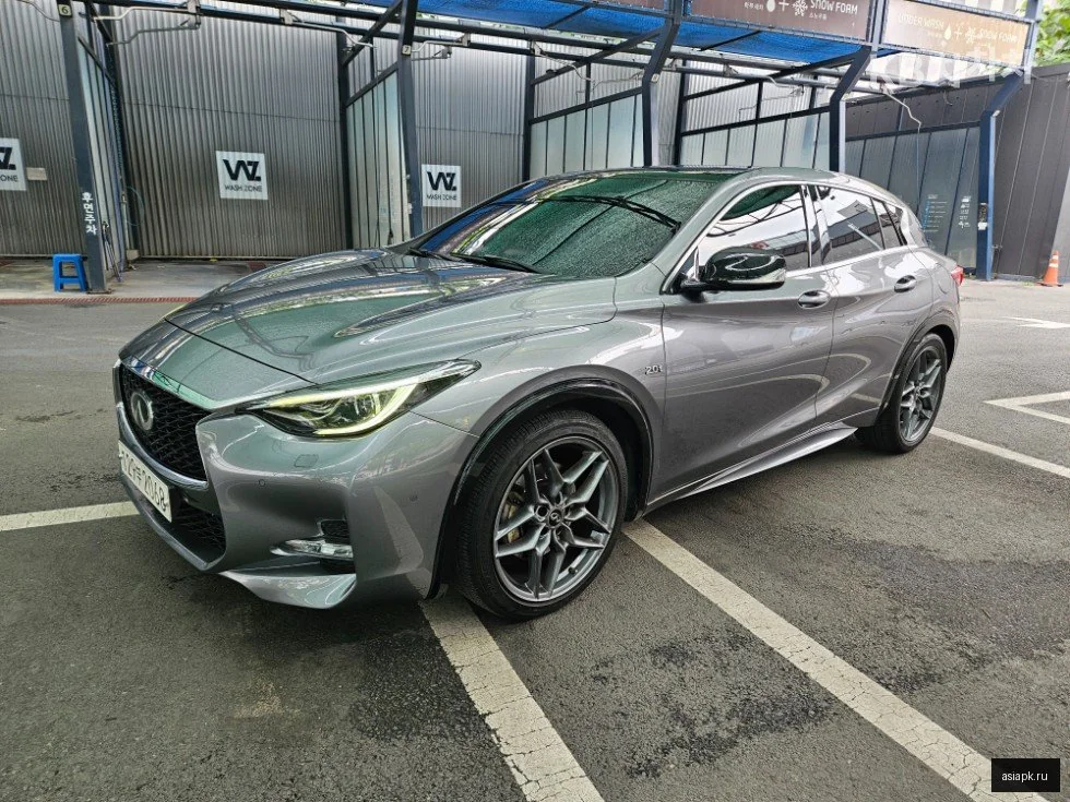 Lexus LS600h 2
