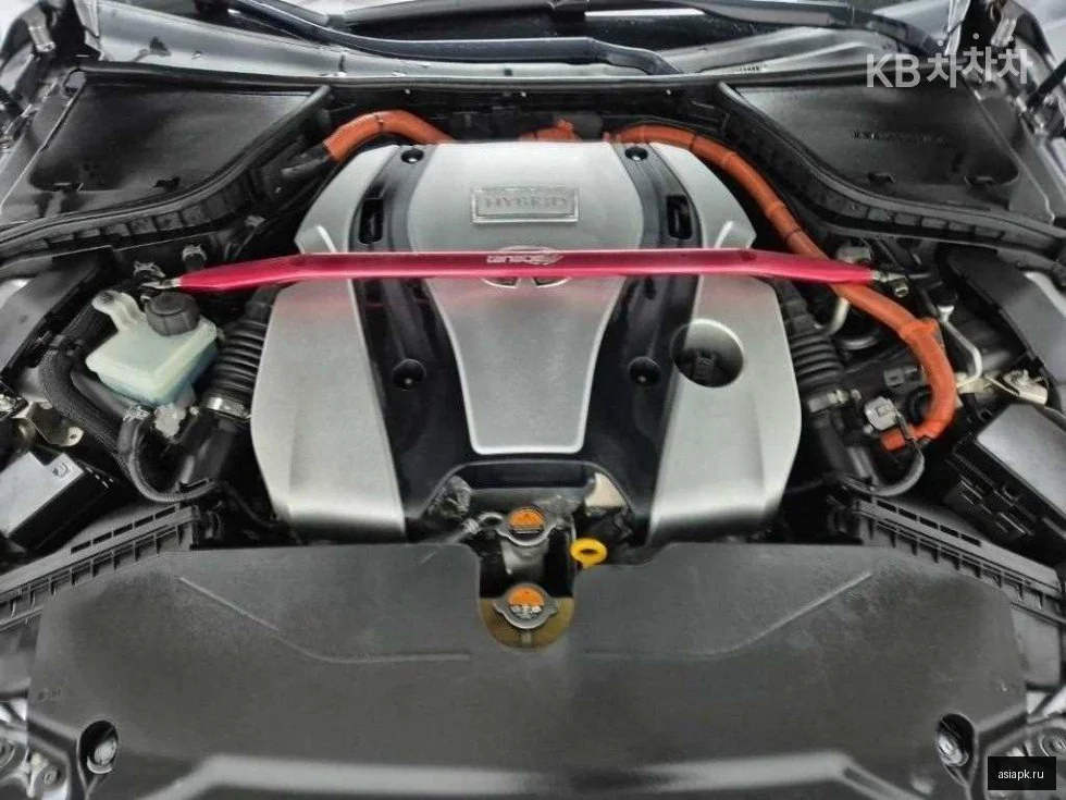 Lexus RC300h 5