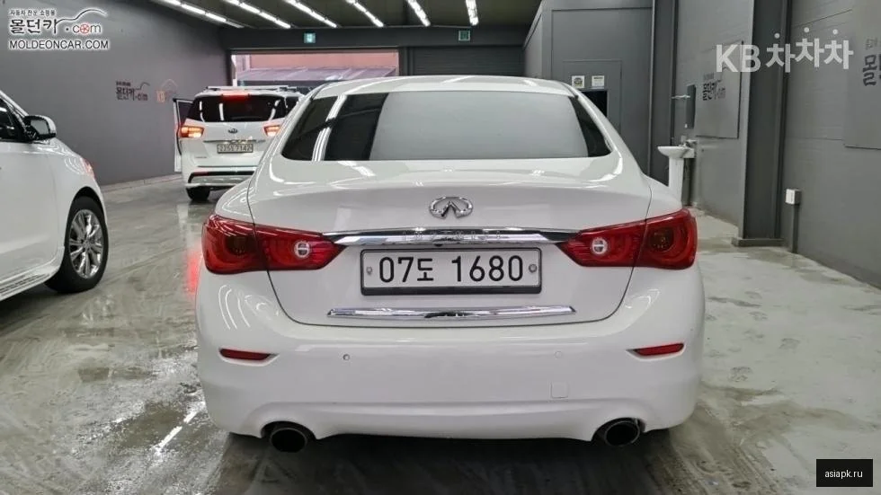 Toyota Crown 4