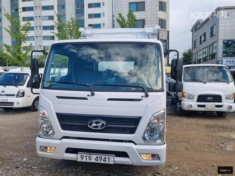 Mitsubishi Delica D:5 2