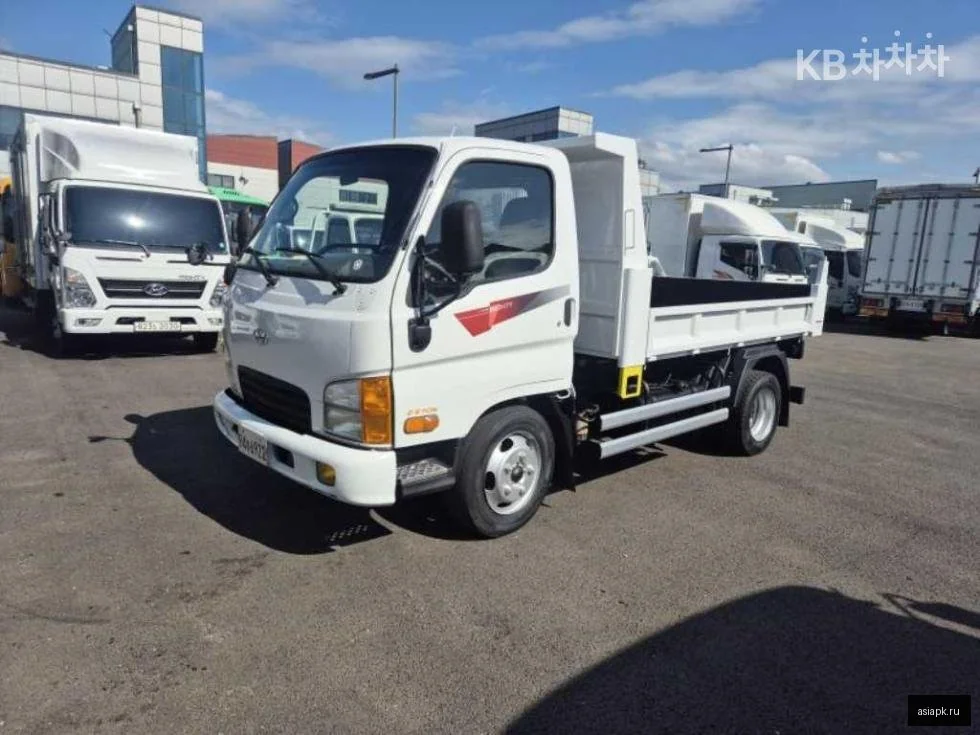 Mitsubishi Delica D:3 2