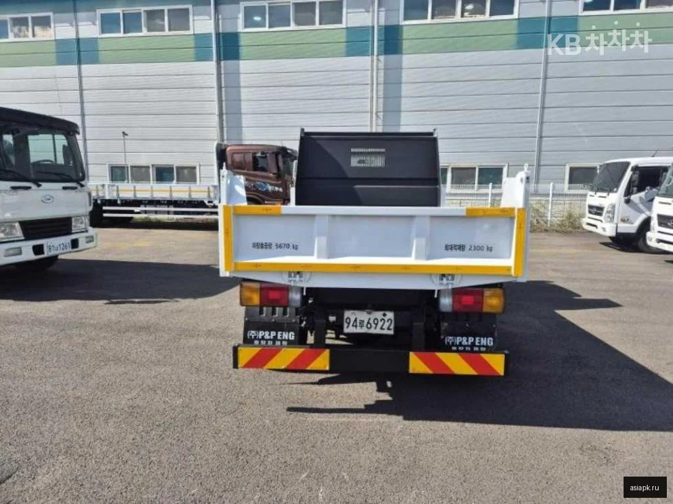 Mitsubishi Delica D:3 4