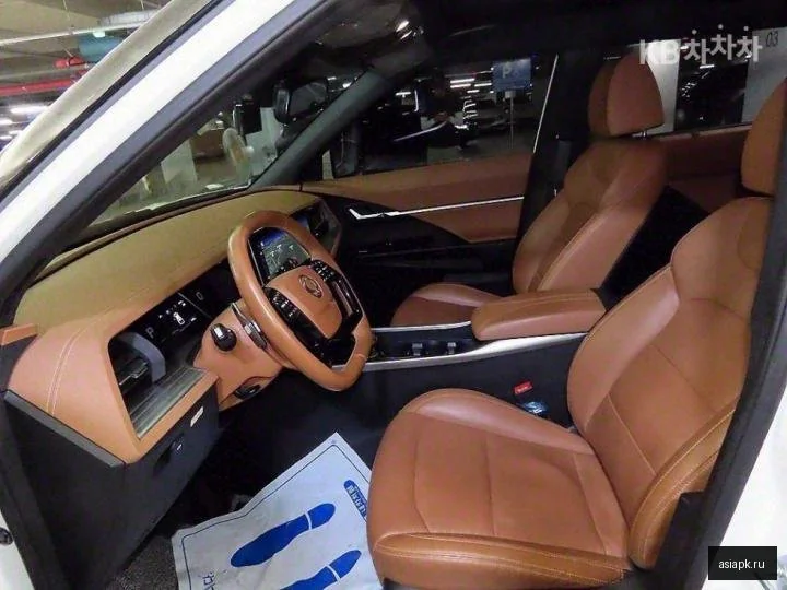 Lexus LS600h 6