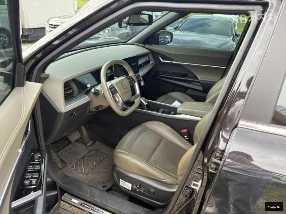Lexus LS500h 5