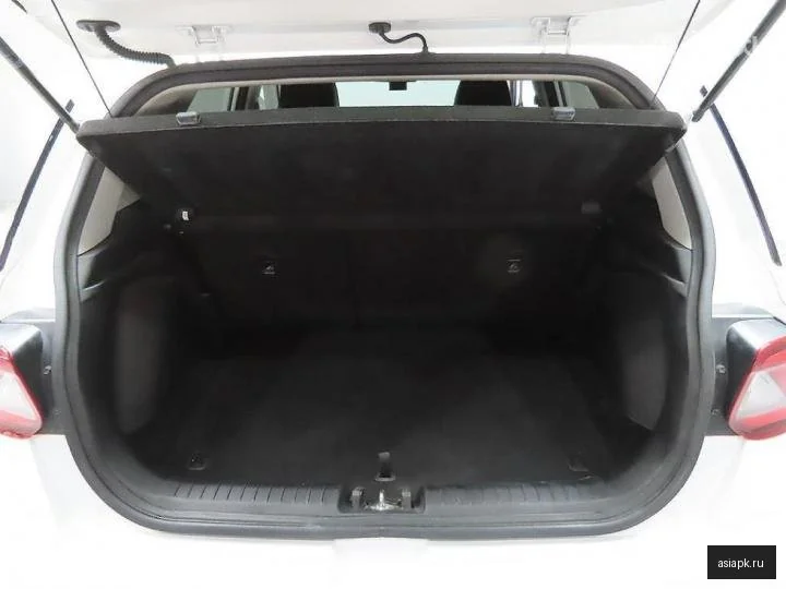 Lexus UX250h 6