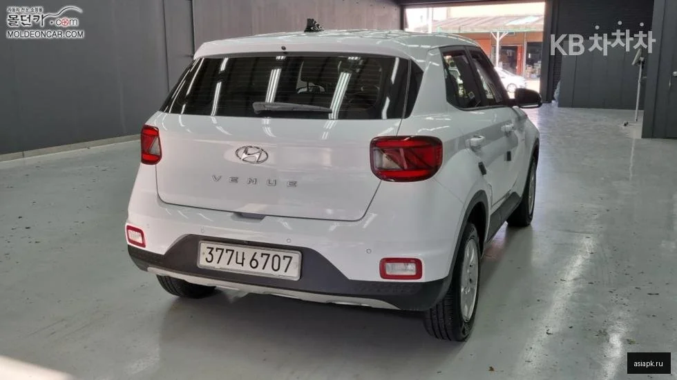 Lexus UX200 2