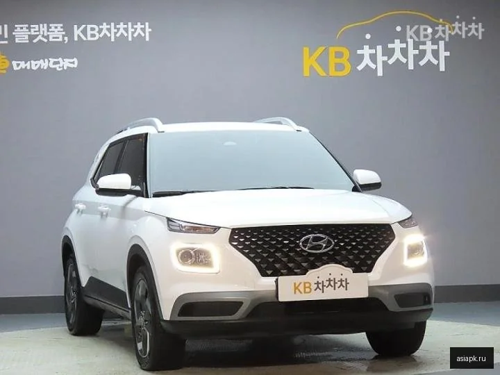 Lexus UX250h 4