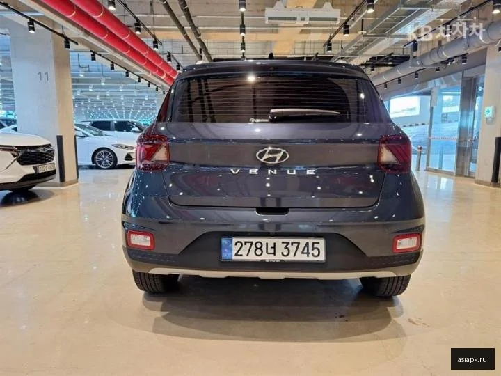 Lexus LX470 4