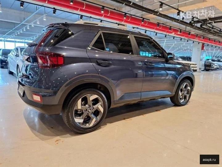 Lexus LX470 5