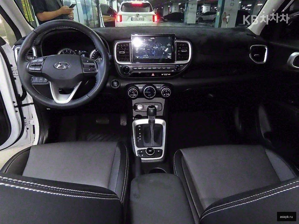 Mitsubishi Delica D:5 6