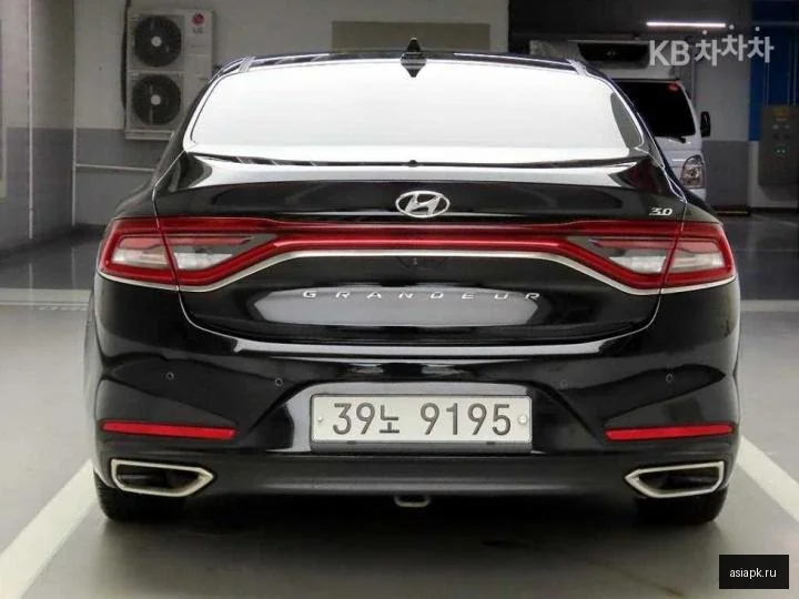 Lexus LS500h 3