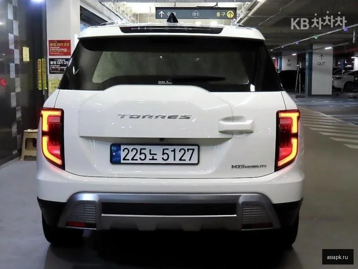 Nissan AD 6