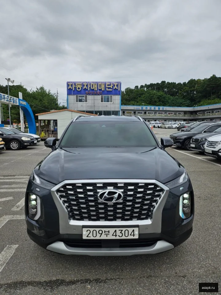 Lexus UX250h 2