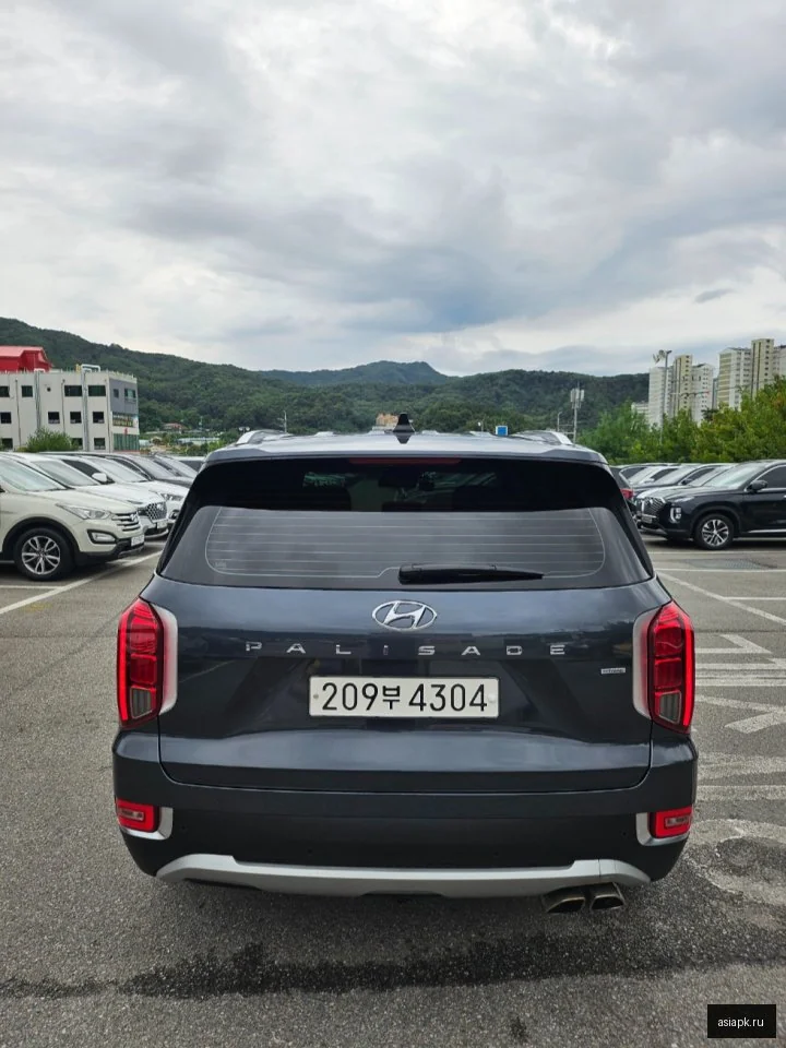 Lexus UX250h 5