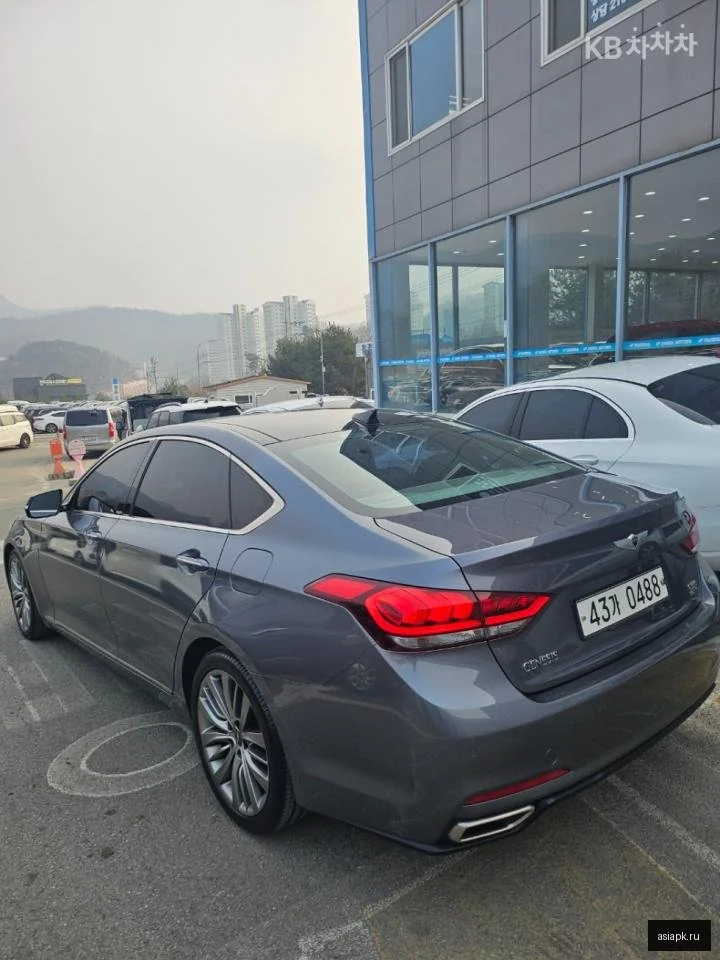Lexus LS500h 4